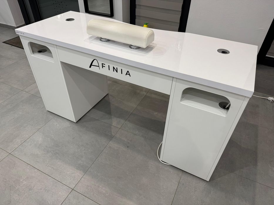 Biurko kosmetyczne Afinia z pochłaniaczem Afinia NDC 2000-stan bdb!