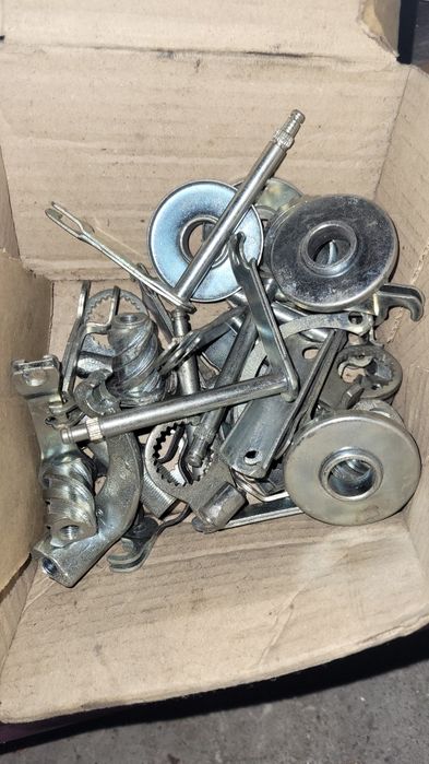 Запчастини на Рига,Дельта,Карпати,Верховина.Нові, зі зберігання.