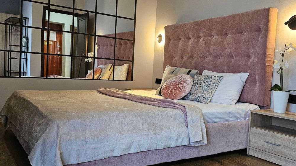 Нові Grey Apartment з чудовою панорамою на гори та  місто! 3 місця!