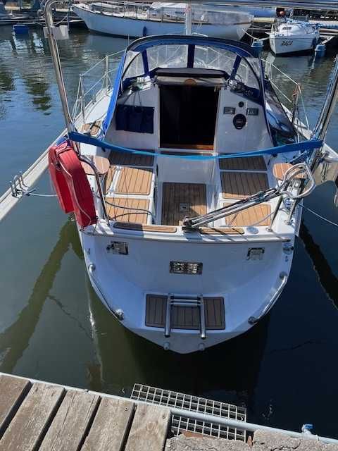 Jacht żaglowy Pegaz 737