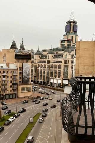 Історичний центр Басейна 17 дві спальні євроремонт купити