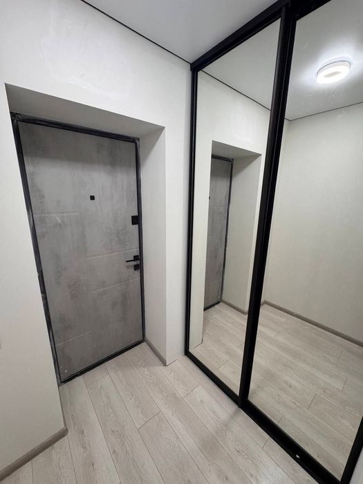 Продаж! 1но кімнатна з ремонтом