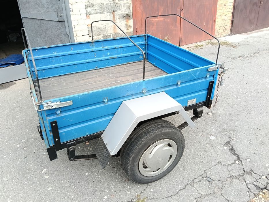 автомобільний легковий причіп