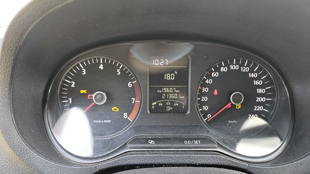 Volkswagen Polo 2010, 1,2 бензин