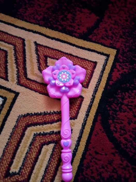 Różczka świecąca z dźwiękiem