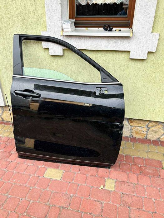 Продаю передню праву дверку оригінал США TOYOTA HIGHLANDER 2023