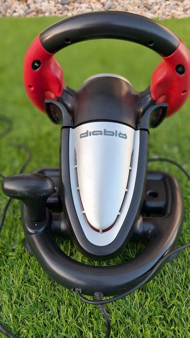 Volante NGS Diablo com Pedais – PC / PS2 / PS3