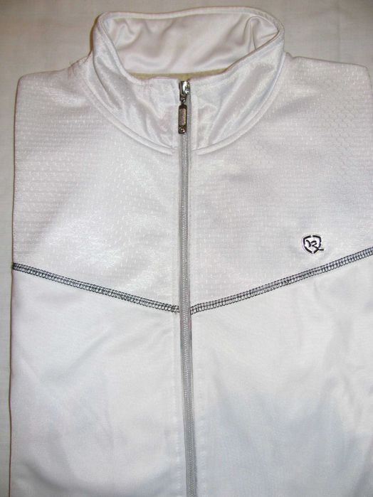 Casaco Branco Rocawear [estilo streetwear]