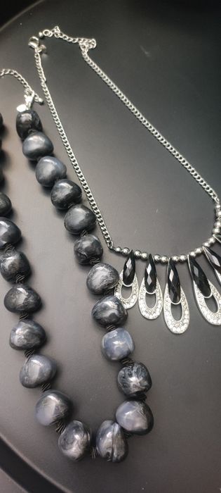 M&S (Marks & Spencer) намисто і кольє
стильна дизайнерська біжутерія.