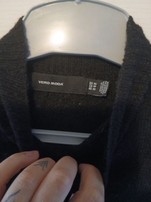 Sweter czarny vero moda półgolf tanio hit