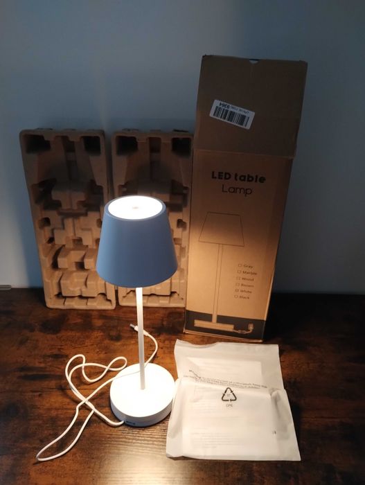 Lampa biurkowa LED z baterią