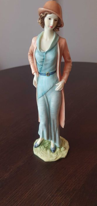 Figurka z porcelany REGAL