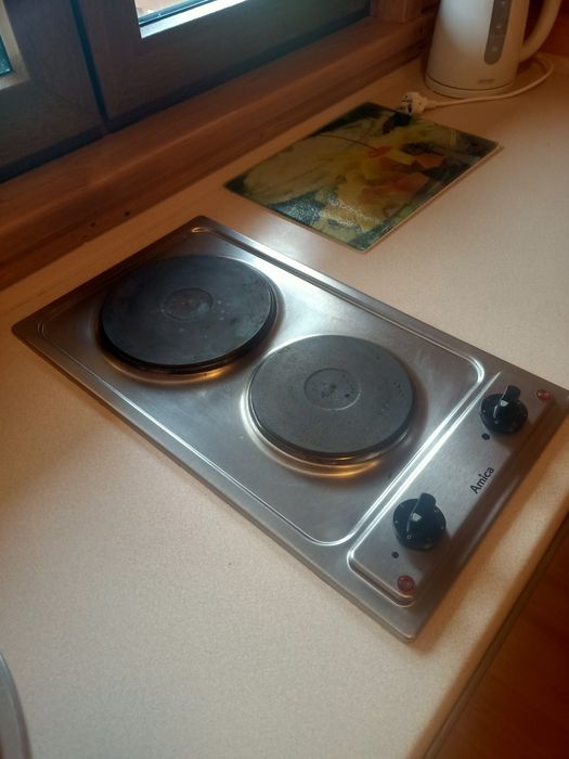 Sprzedam 7 kuchenek elektrycznych Amica