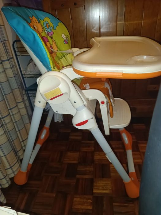 Cadeira refeição bebé chicco