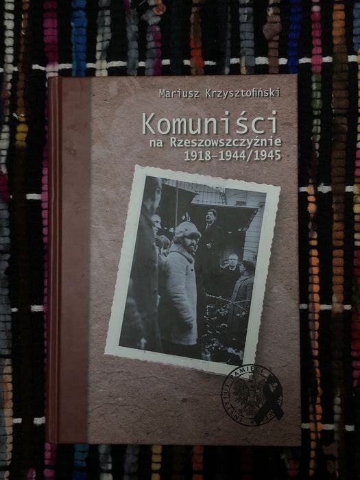 Książka historyczna komuniści