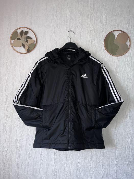 Куртка адідас унісекс adidas