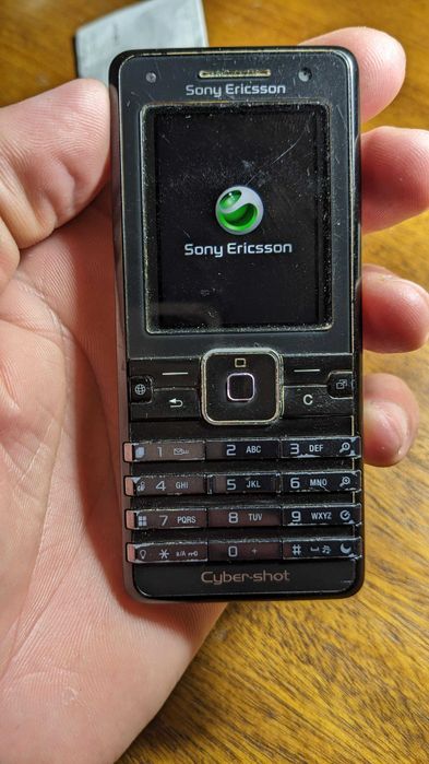Sony Ericsson K770i cyber-shot