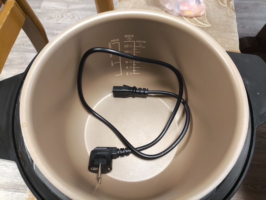 Пароварка-скороварка Philips HD2139/40