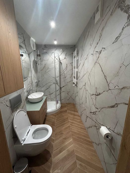 2 pokoje 1-osobowe w mieszkaniu 3-osobowym