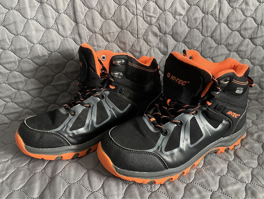 Buty HI-Tec.