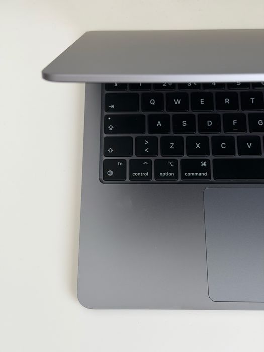 Apple Macbook M3 Air 13’’ 2024