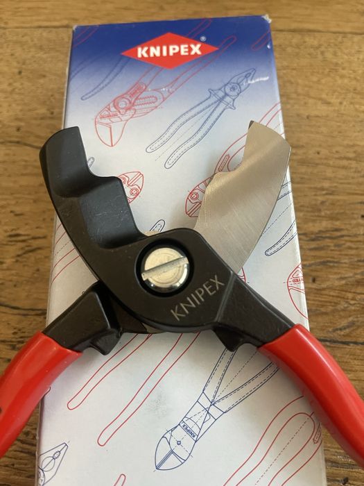 KNIPEX  Nożyce do kabli przewodów podwójne