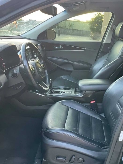 Kia Sorento EX V6      2018