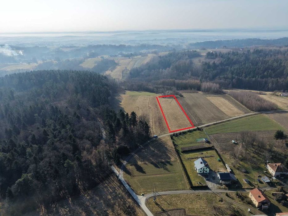 Widokowa działka w Niepli