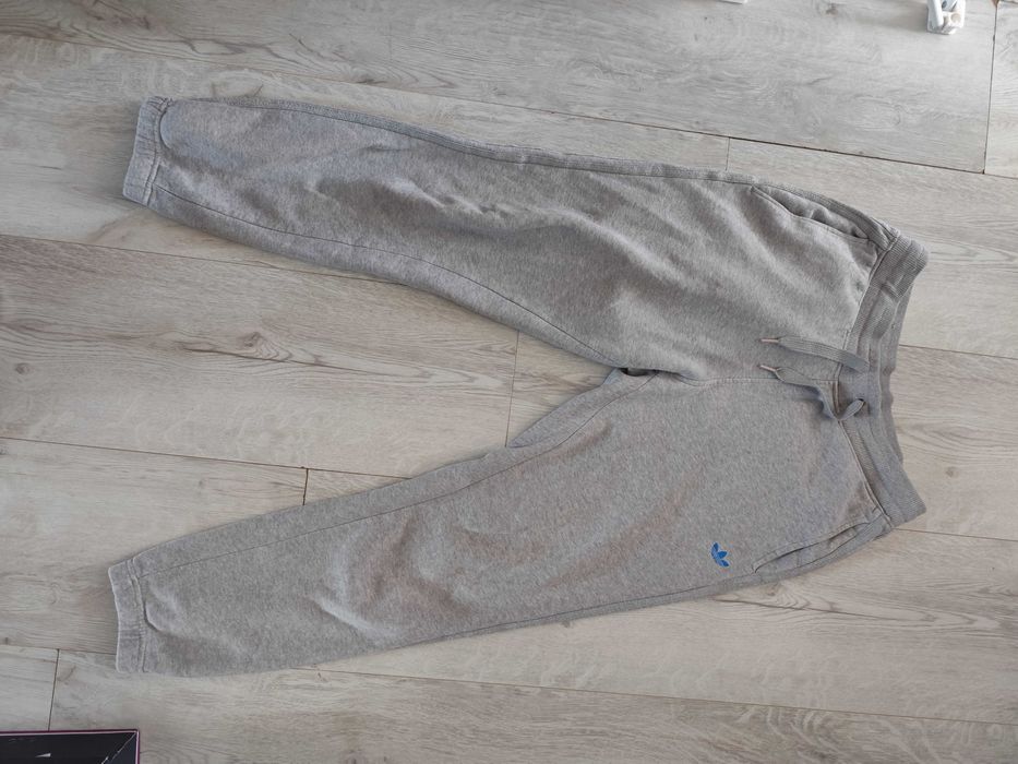 Adidas M spodnie dresowe szare bawełna