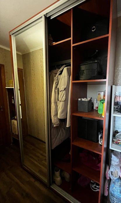 Шкаф-купе (цвет орех)