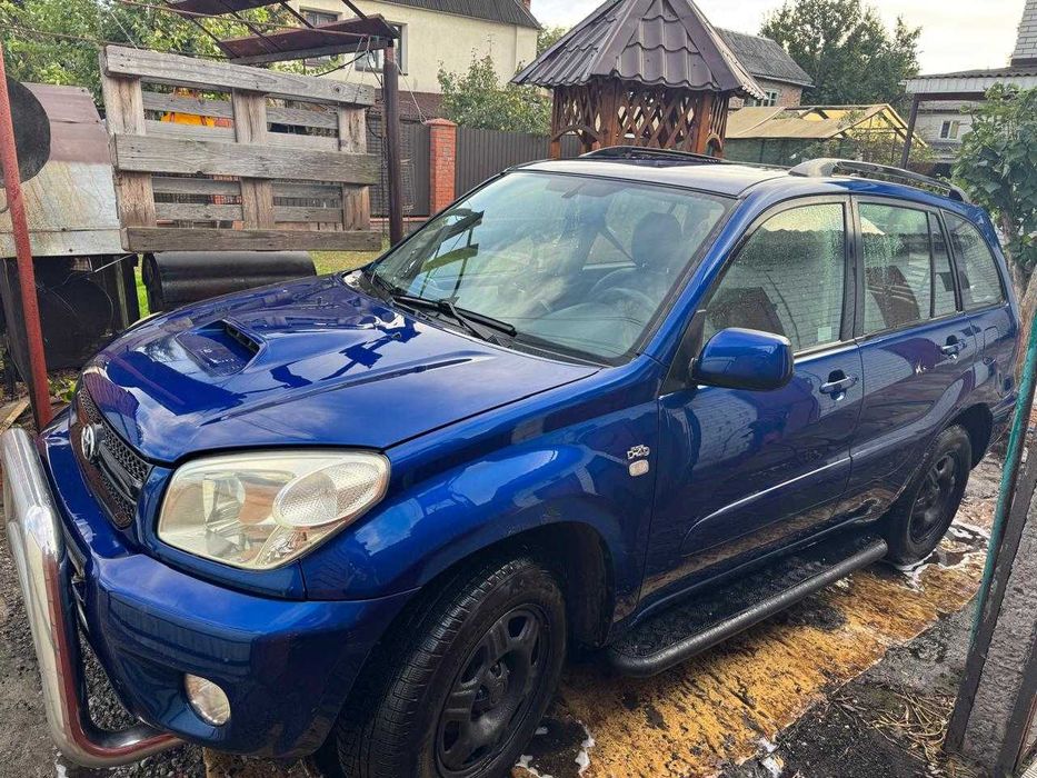 Продам Toyota RAV4