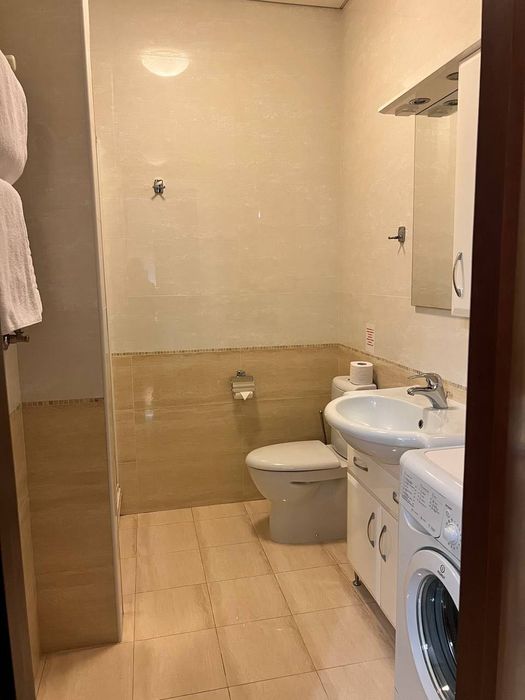 Подобово оренда квартир і таунхаусів з басейном, сауною і більярдом