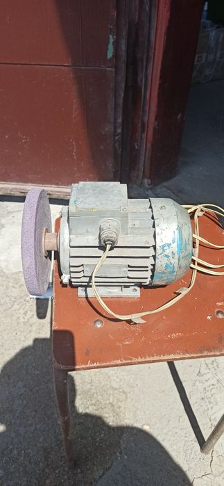 Точило, наждак электрическое.