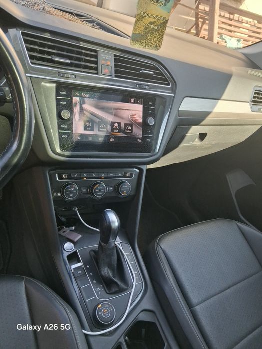 Volkswagen Tiguan SEL 2019