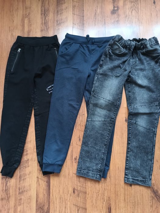 Spodnie rozm 134