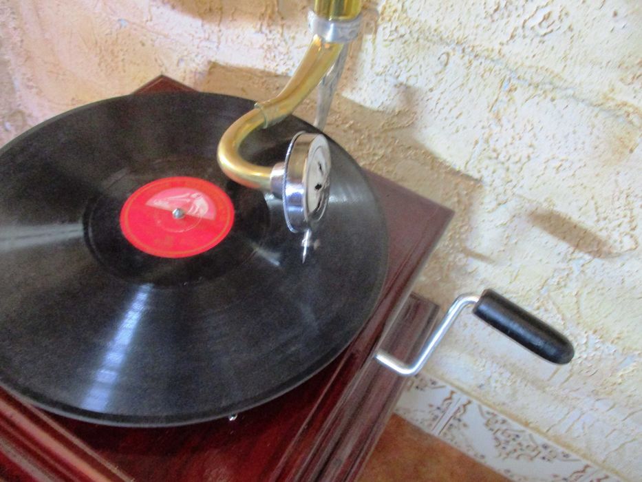 Grafonola antiga gramophone