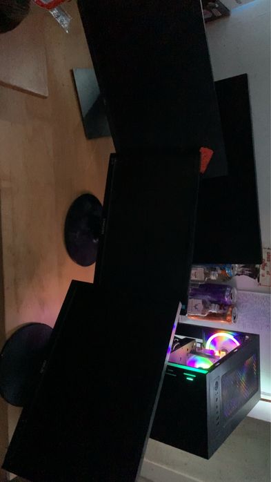 3 monitory uszkodzone
