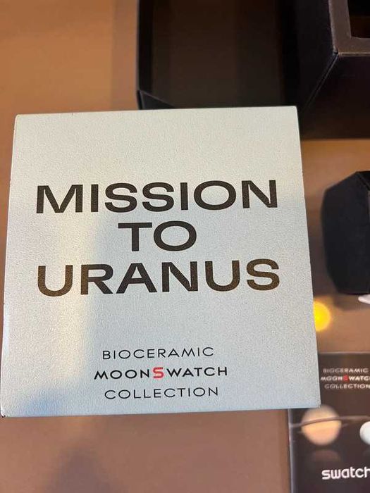 Uranus SO33L100 - Omega x Swatch Limited Edition