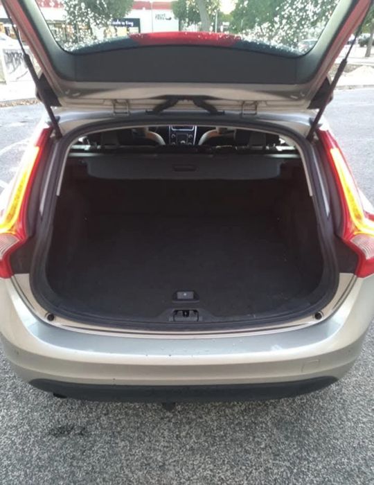 Volvo v60 d2 1.6