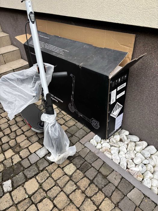 Hulajnoga elektryczna Audi