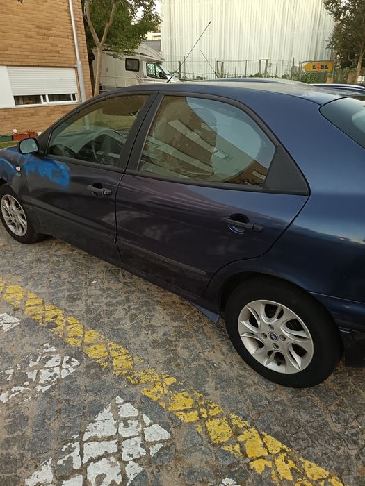 Vendo ou troco por mota Fiat brava 1200 gasolina ano 2000
