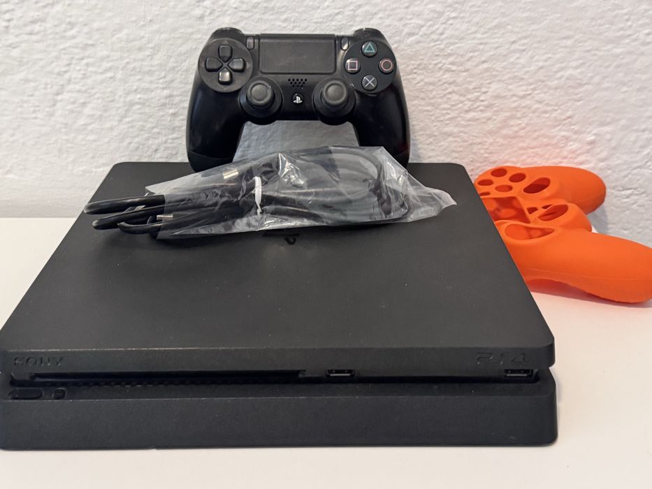 PS4 Slim com 500GB