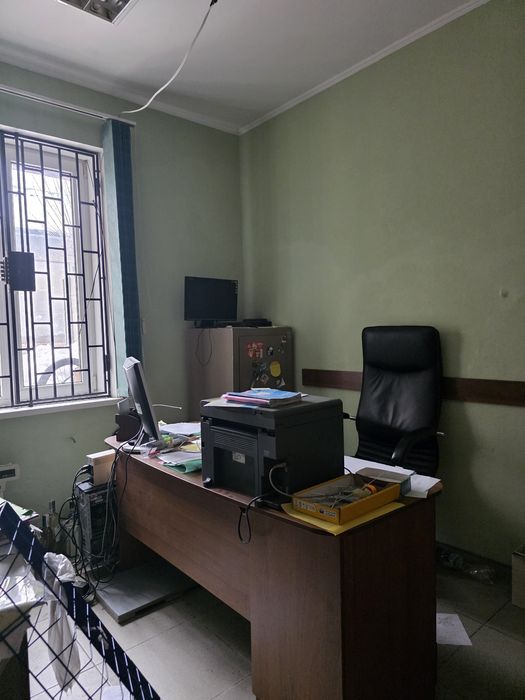 Комерційне приміщення Оренда / Продаж