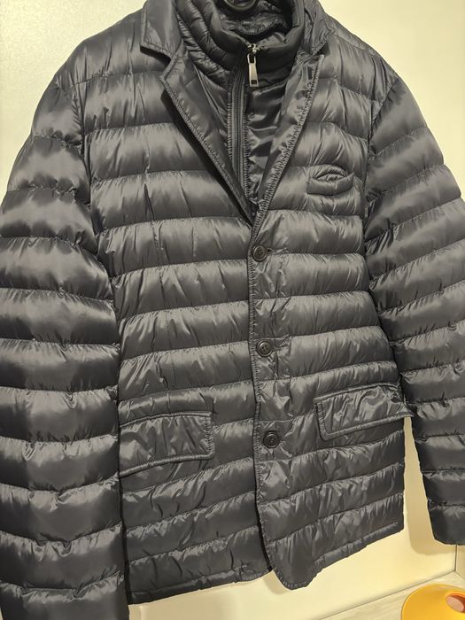 Чоловіча куртка розмір L