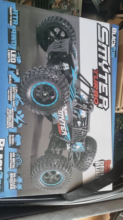 Carro rc 1:12 novo
