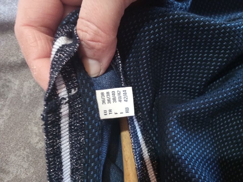 Bluzka damska z baskinką