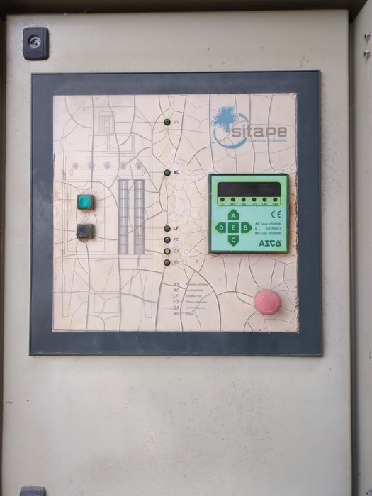 Máquina de aspirar e filtra ar