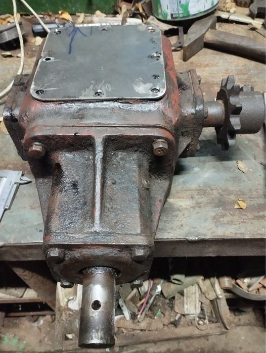 Редуктор РОУ 6 МВУ 5 6на дровокол РЦД 1:5 редуктор 1:2 кормороздатчика