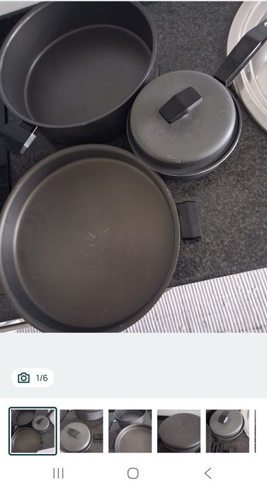 Conjunto de tachos pretos