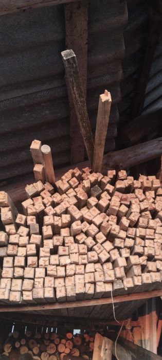 Палка,  рейка дерев'яна для саджанців